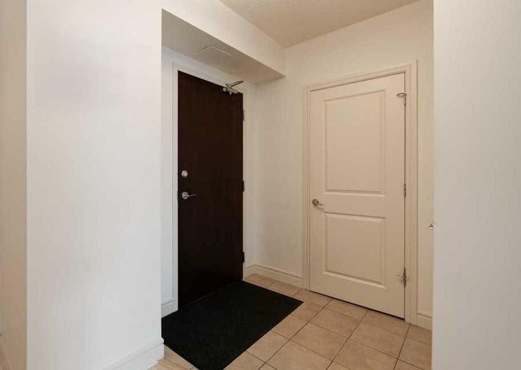 Photo of 920 5 Avenue SW #604, Calgary, AB T2P 5P6 (MLS # A2329177)
