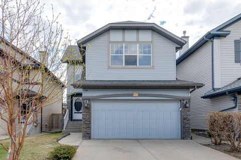 Photo of 35 New Brighton Manor SE, Calgary, AB T2Z 4G8 (MLS # A2310731)