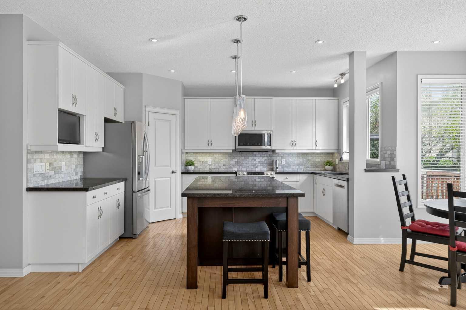 125 Cranleigh Park SE