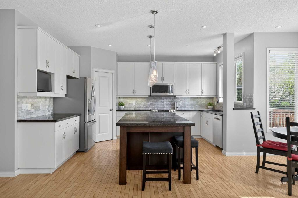 Photo of 125 Cranleigh Park SE, Calgary, AB T2M 1H3 (MLS # A2312440)