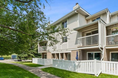 Photo of 3015 51 Street SW #101, Calgary, AB T3E 6N5 (MLS # A2326994)