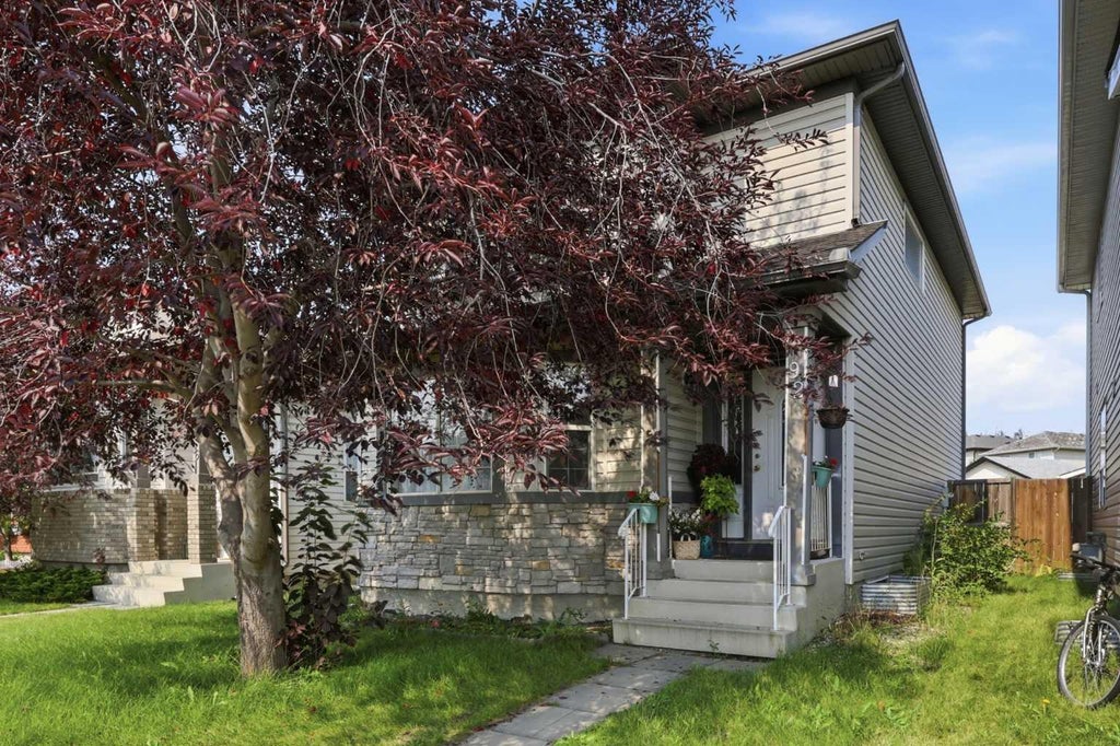 Photo of 92 Arbour Meadows Close NW, Calgary, AB T3G 5J4 (MLS # A2340907)