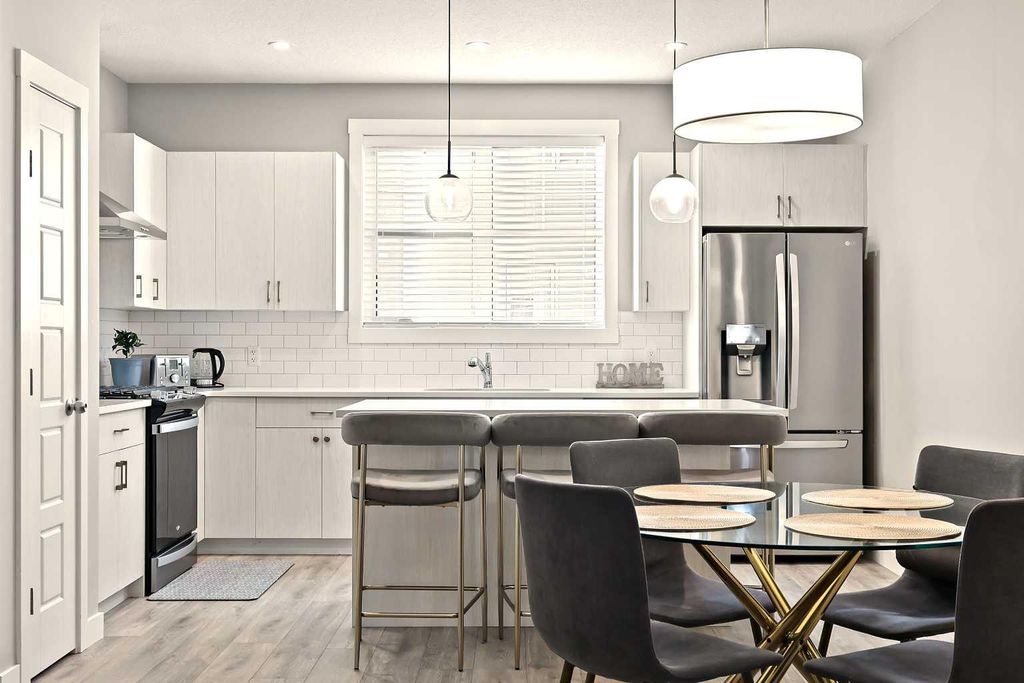 Photo of 410 Cranbrook Walk SE, Calgary, AB T3M 2V5 (MLS # A2272145)