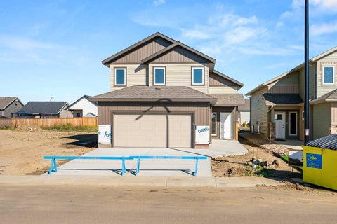 Photo of 1305 56 Avenue, Lloydminster, AB T9V 3T4 (MLS # A2335438)