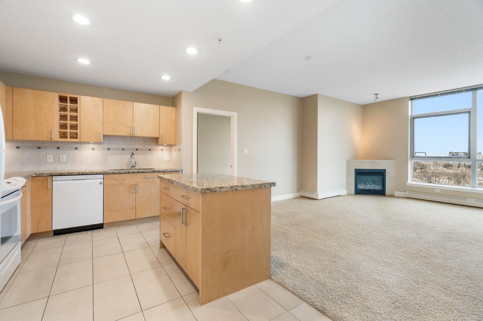 77 Spruce Place SW 1101