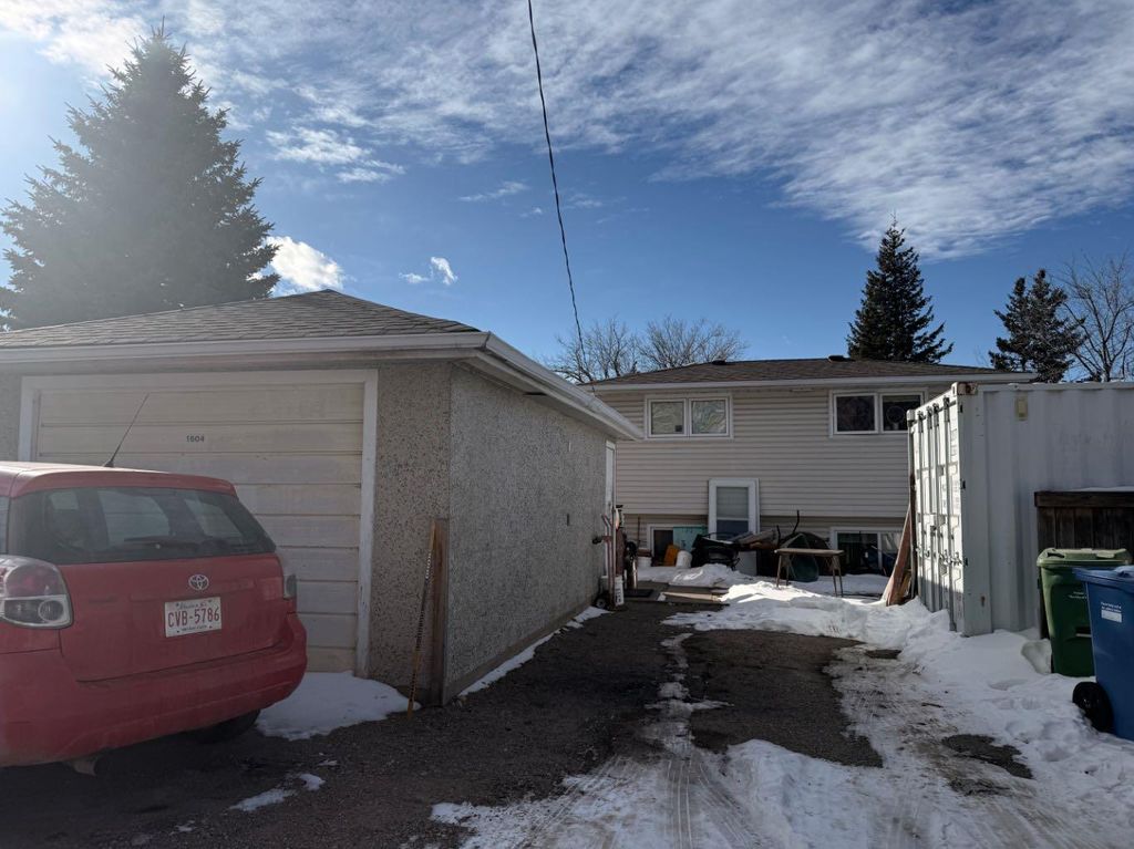 Photo of 1604 45 Street SW, Calgary, AB T3H 4C7 (MLS # A2289832)