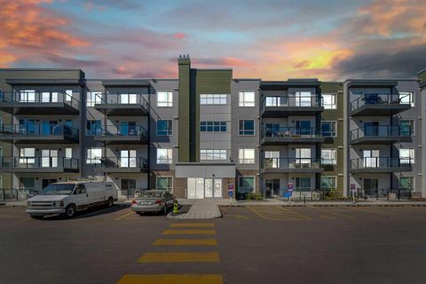 Photo of 33 Carringham Gate NW #1311, Calgary, AB T3P 1X7 (MLS # A2269101)