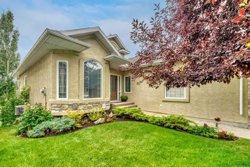 216 Douglas Woods Hill SE