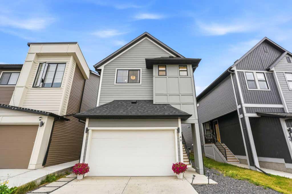 Photo of 49 Copperhead Road SE, Calgary, AB T2Z 5H1 (MLS # A2337983)