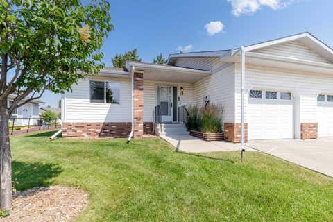 Photo of 2821 Botterill Crescent #38, Red Deer, AB T4R 2E5 (MLS # A2330010)