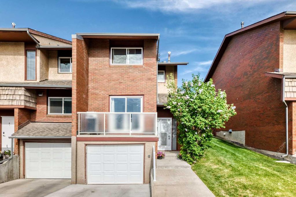 Photo of 1305 Glenmore Trail SW #208, Calgary, AB T2V 4Y8 (MLS # A2316337)