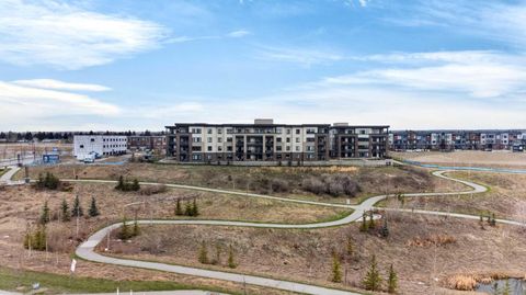 Photo of 80 Greenbriar Place NW #2105, Calgary, AB T3B 6J4 (MLS # A2307616)