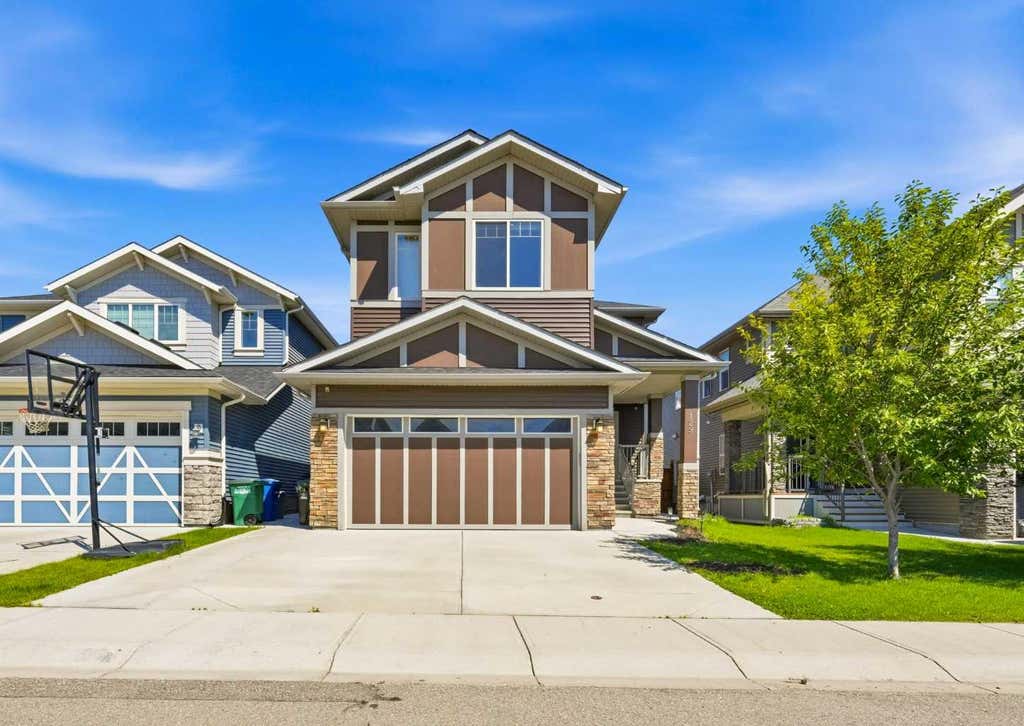 Photo of 129 Kingsbury Close SE, Airdrie, AB T4A 0R4 (MLS # A2327850)