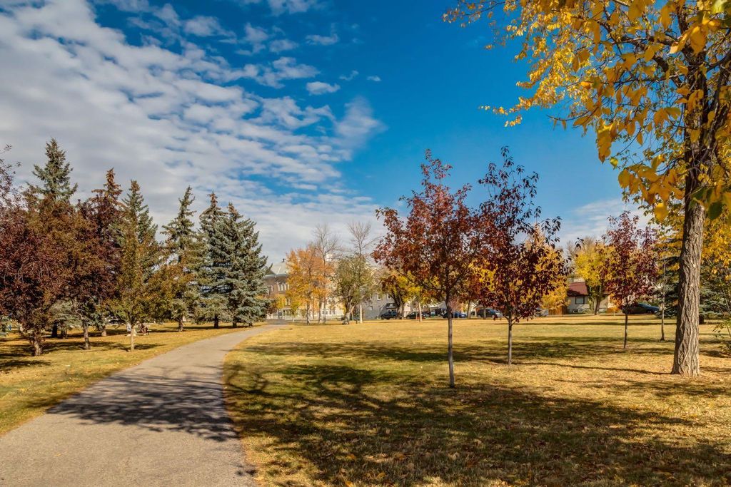Photo of 603 7 Avenue NE #305, Calgary, AB T2E 0N4 (MLS # A2283244)