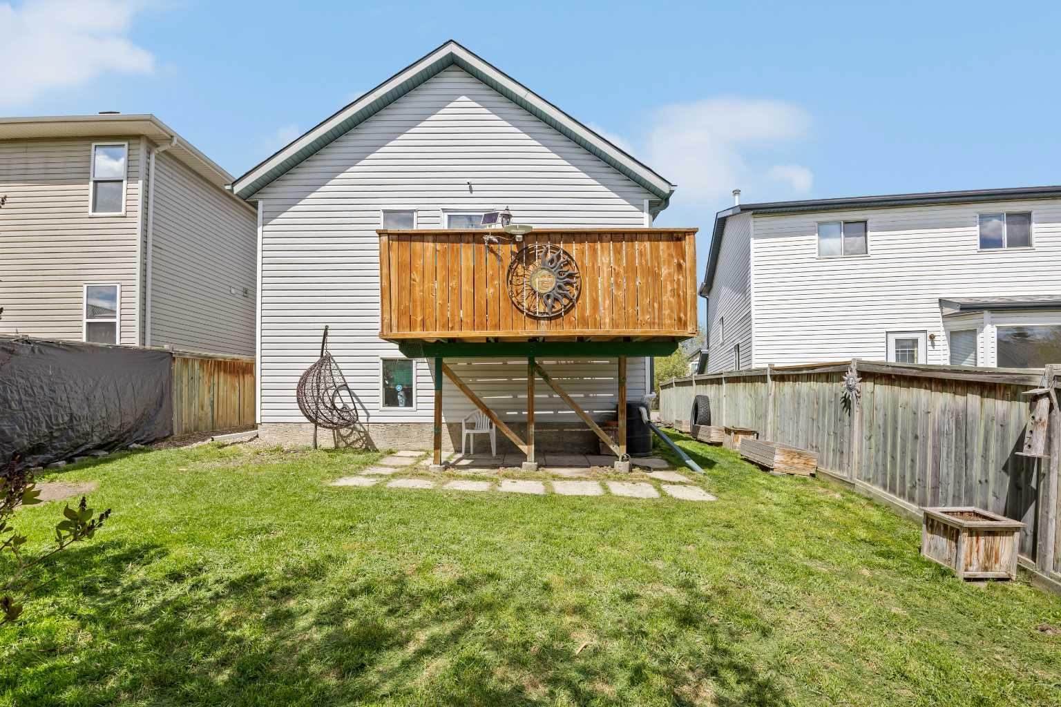 242 Hidden Spring Mews NW