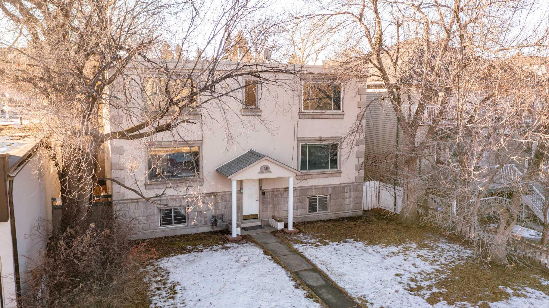 1511 28 Avenue SW