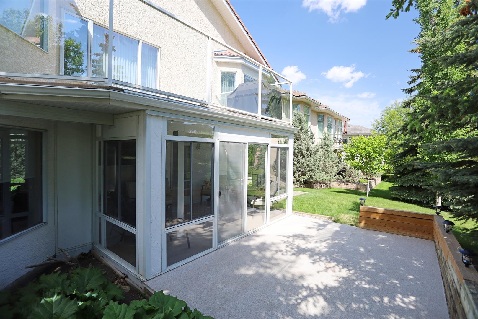 185 Hamptons Square NW