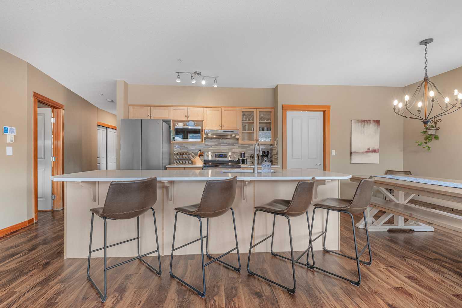 1120 Railway Avenue 206