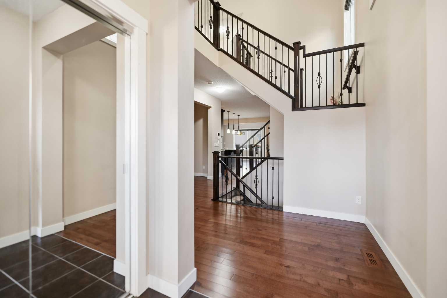 55 Skyview Shores Road NE