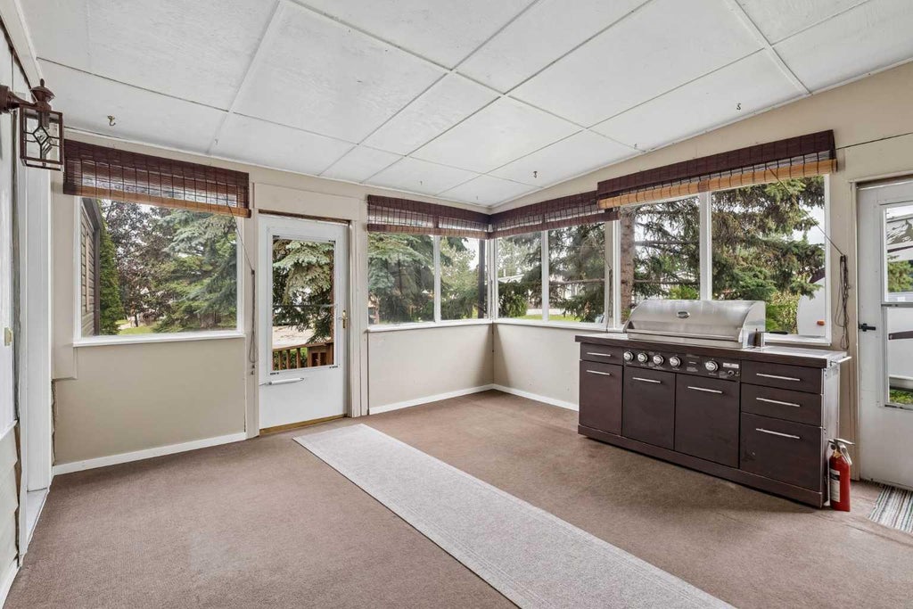 Photo of 165 Spring Dale Circle SE, Airdrie, AB T4A 1P4 (MLS # A2331139)