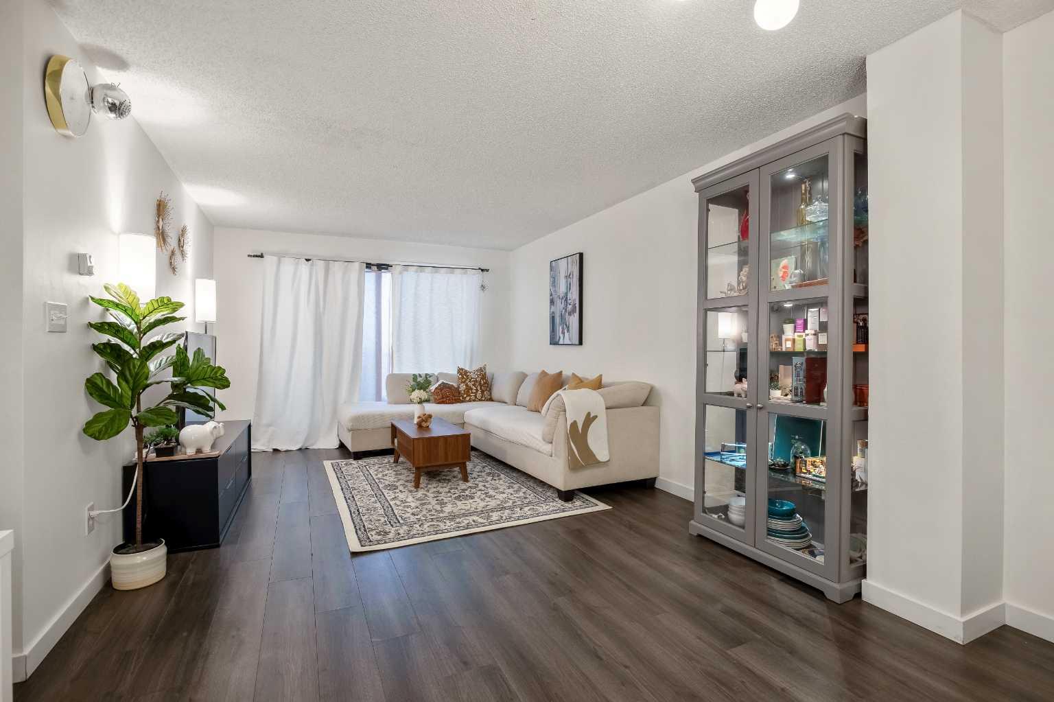 523 15 Avenue SW 301