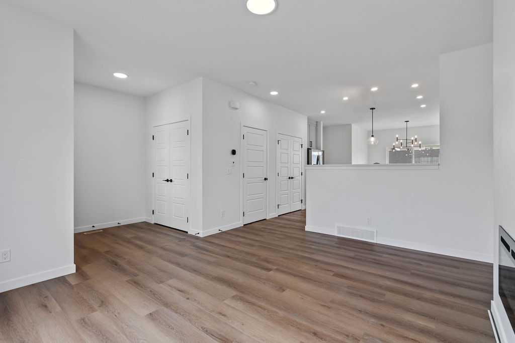 1029 Reynolds Crescent SW