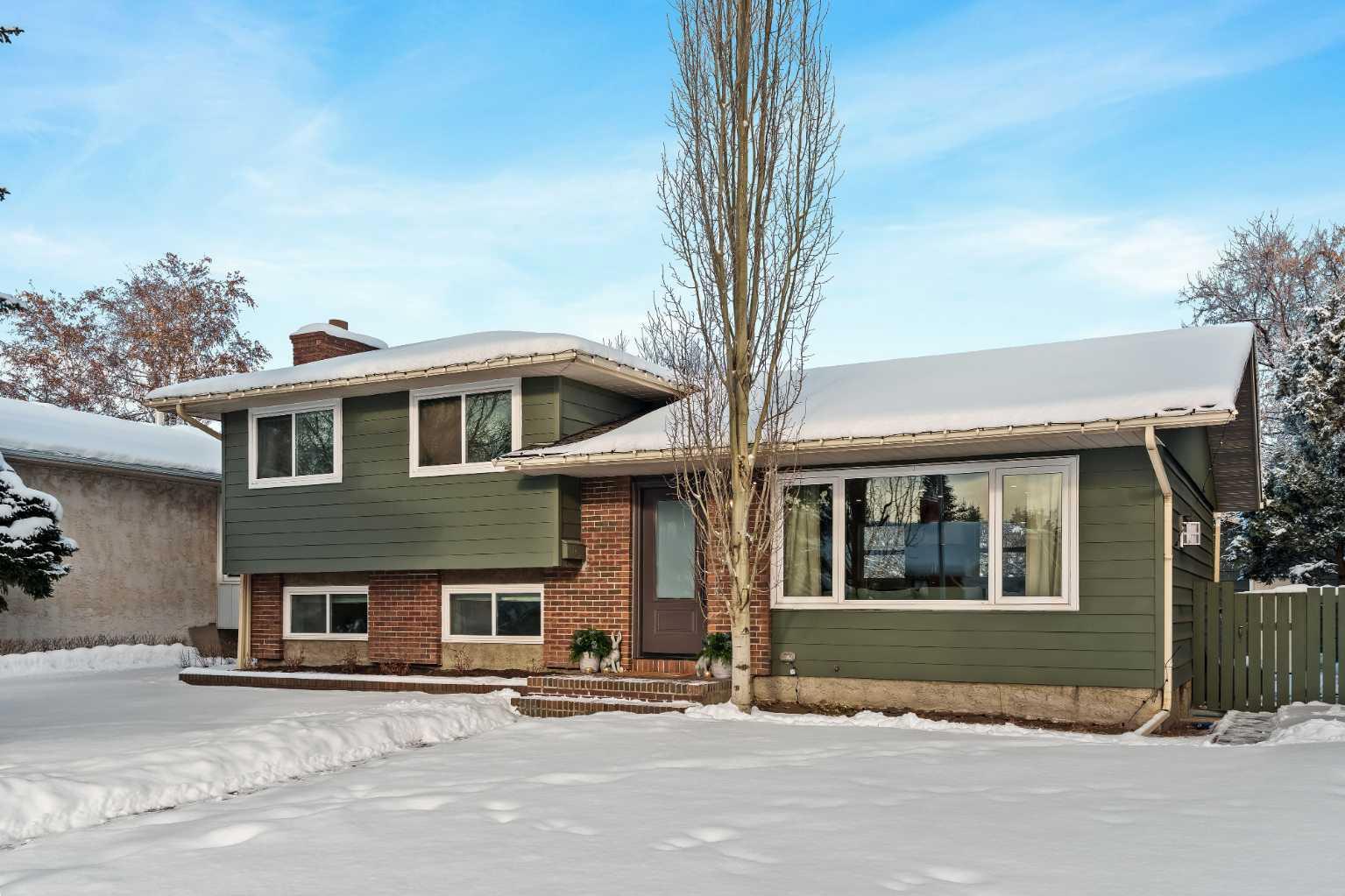 212 Vantage Place NW