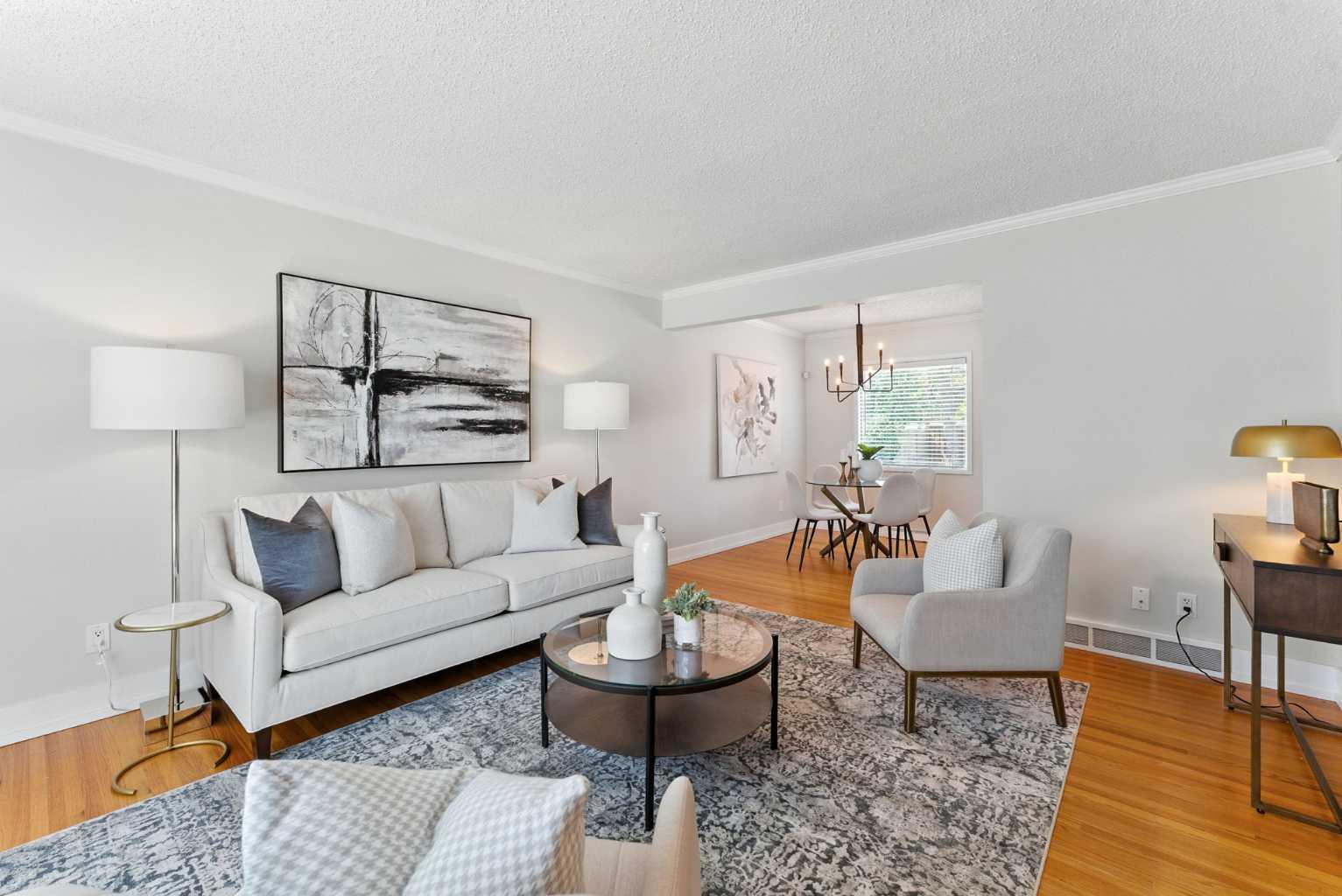 57 Gladeview Crescent SW