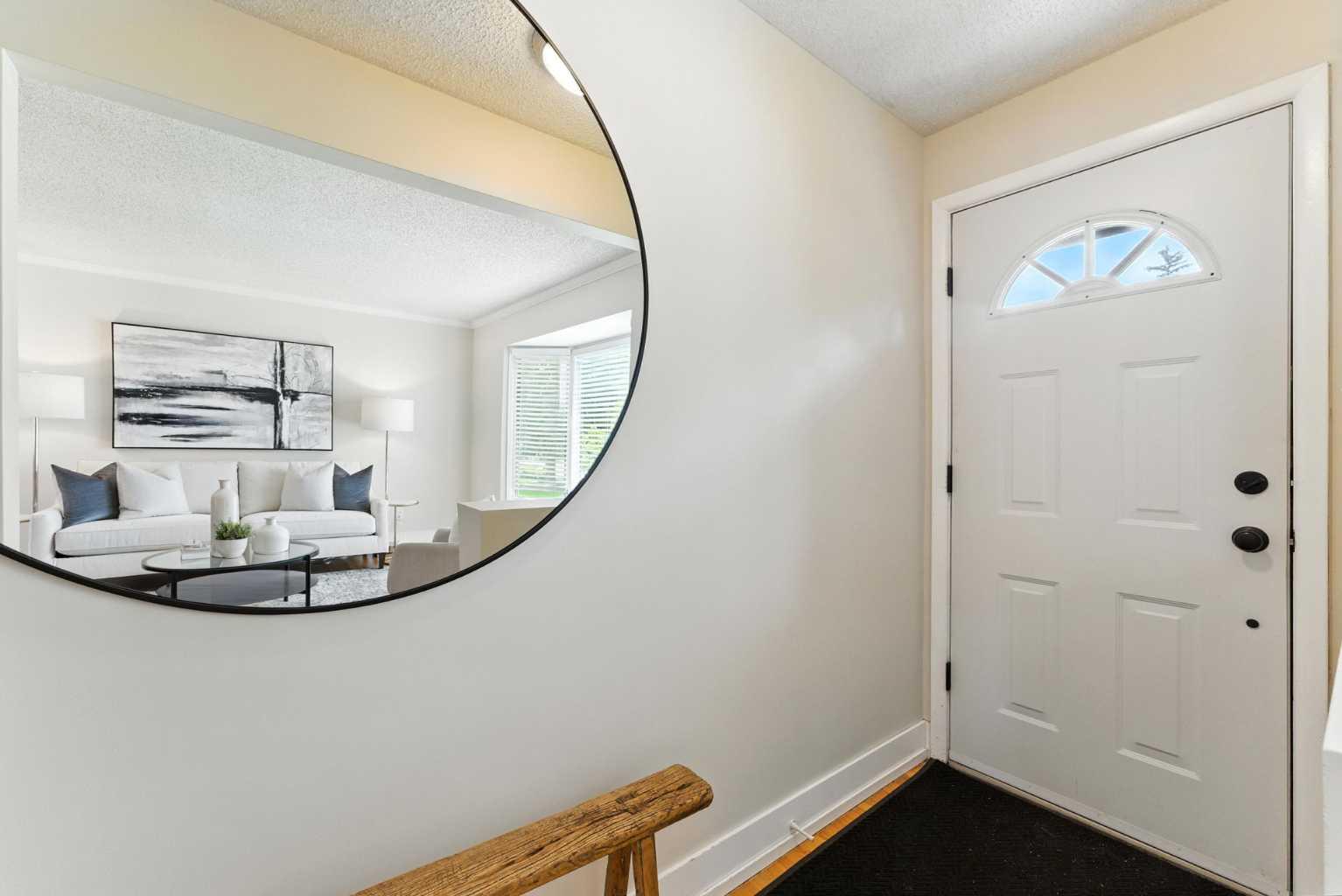 57 Gladeview Crescent SW