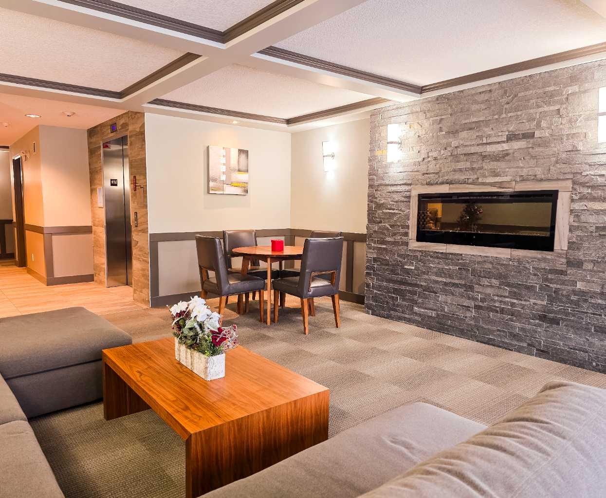 450 Kincora Glen Road NW 3412