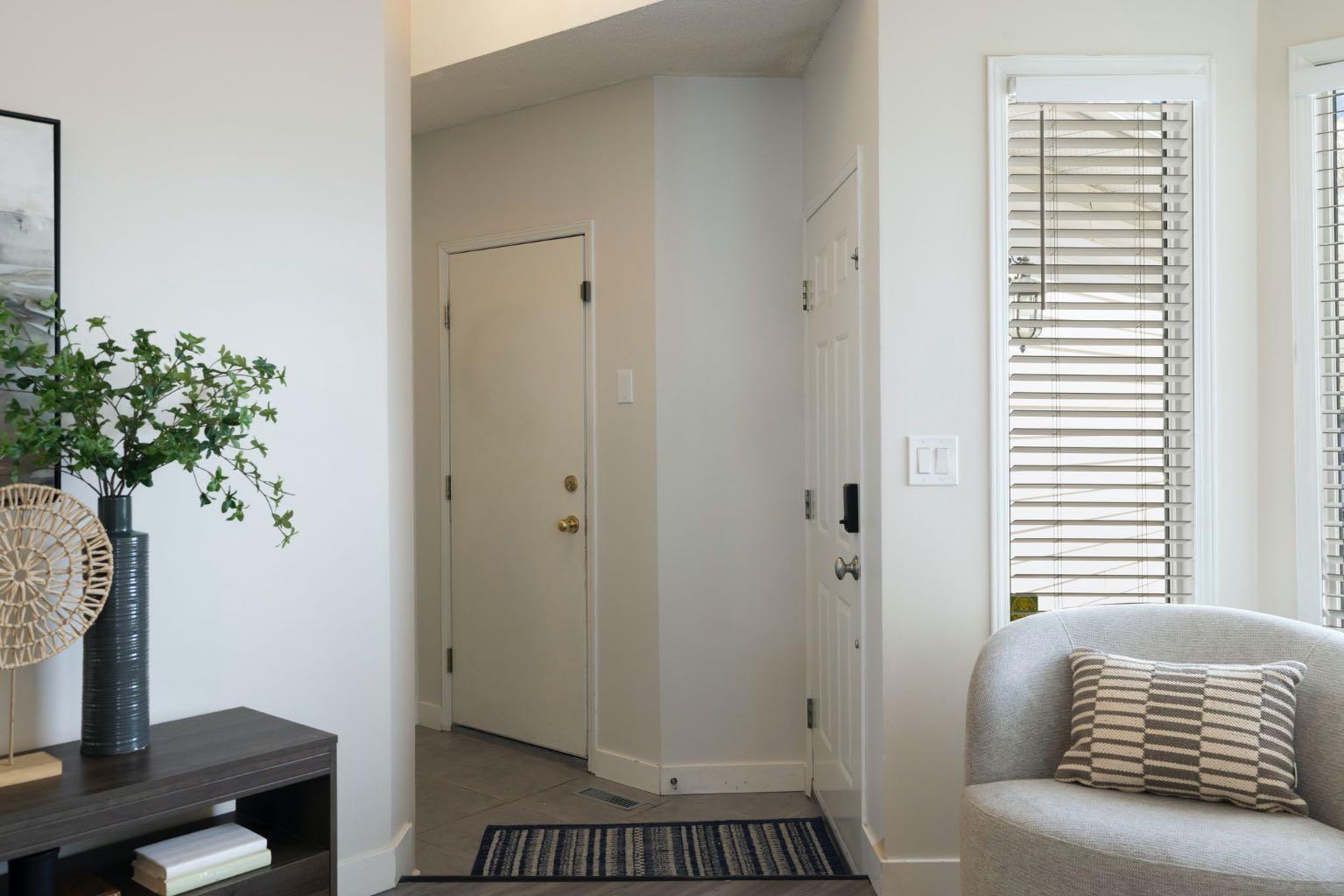 65 Macewan Ridge Circle NW