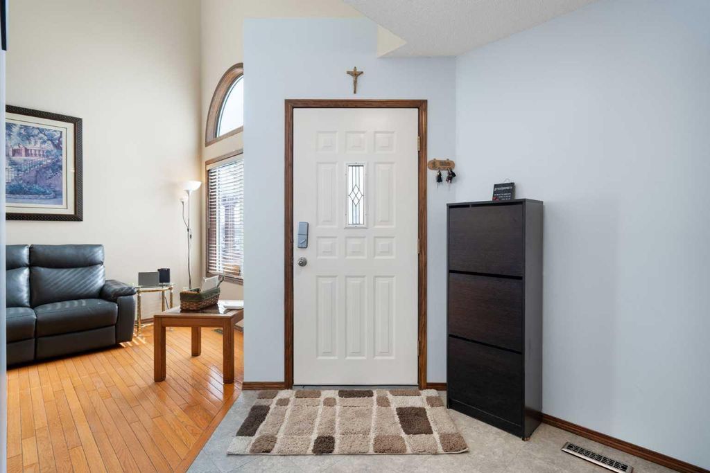 Photo of 80 Chaparral Road SE, Calgary, AB T2X 3J8 (MLS # A2293332)