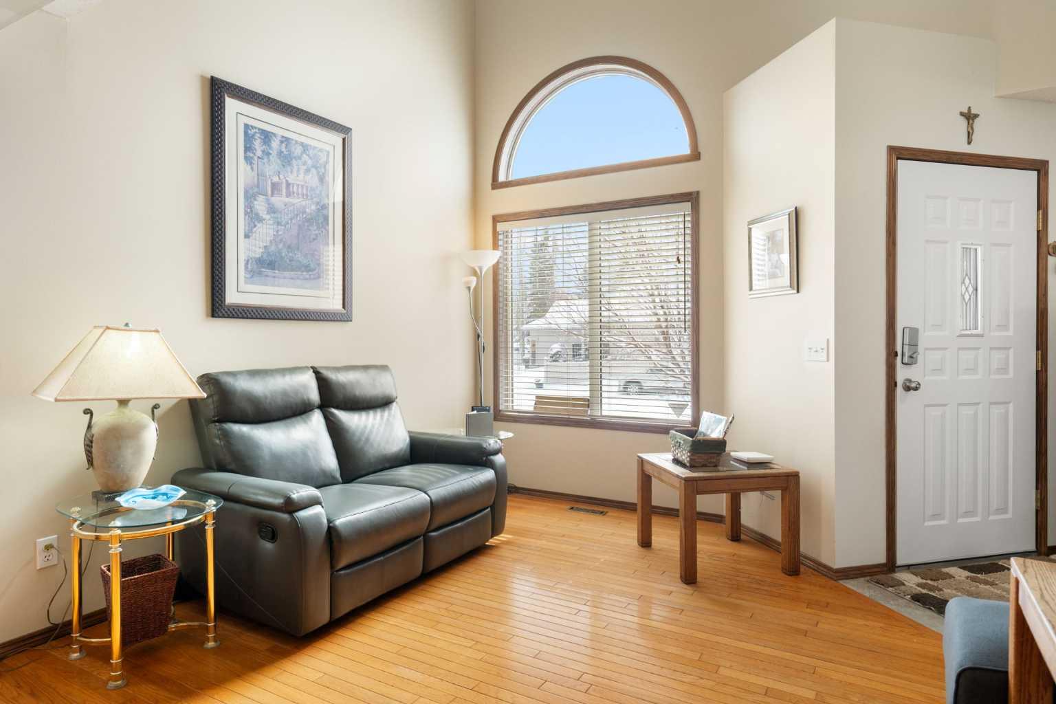 80 Chaparral Road SE