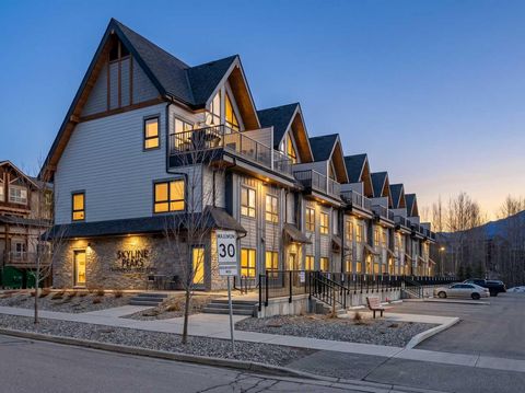 105 Kananaskis Way 205 Canmore AB T1W 1N7