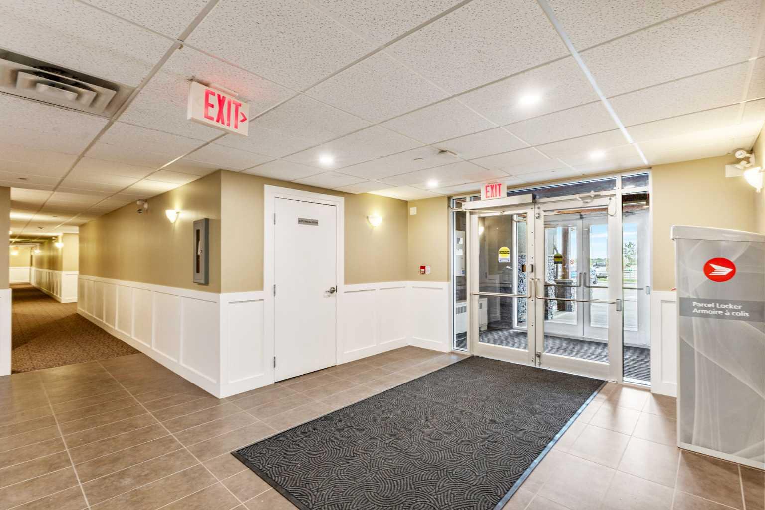 1005B Westmount Drive 105