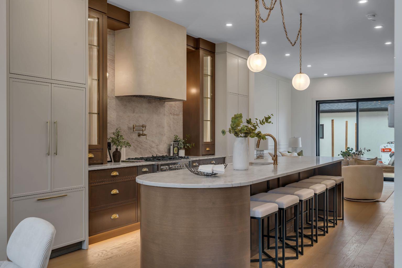 2032 Bowness Road NW Unit 1