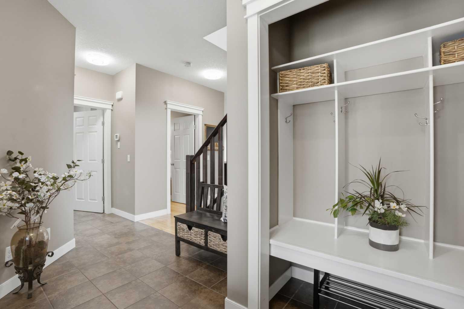 44 Westridge Crescent
