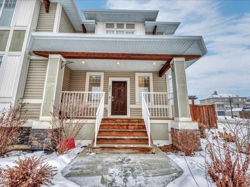 201 Rainbow Falls Glen