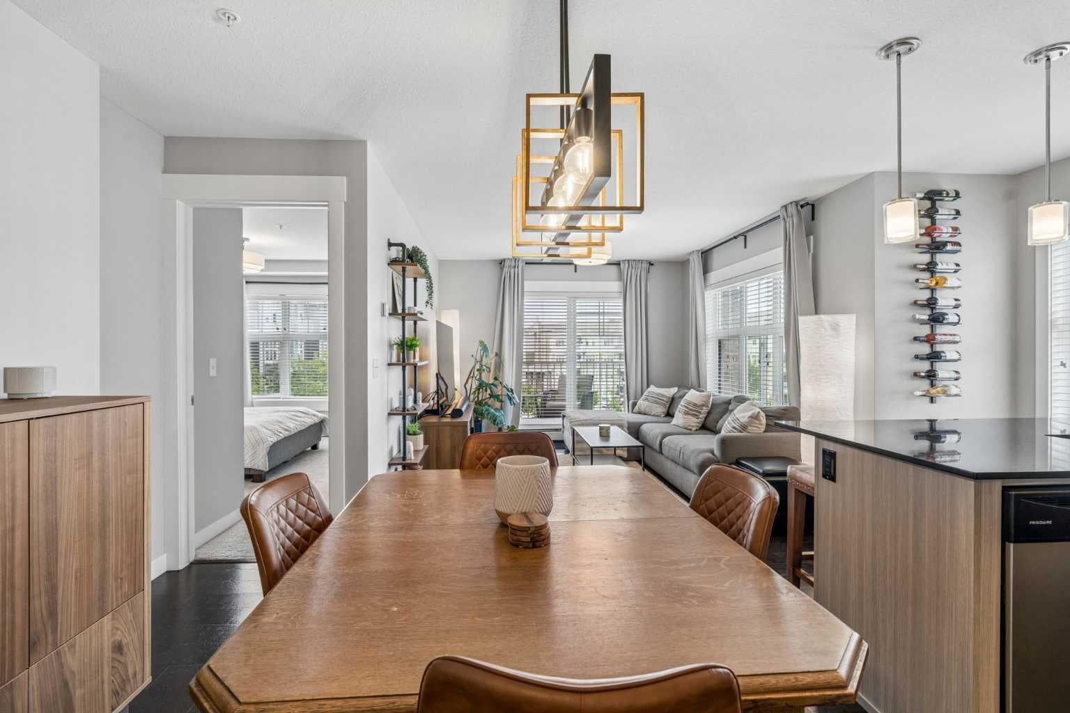 11 Mahogany Row SE 3317