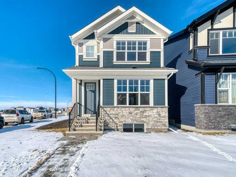 105 Creekstone Manor SW Calgary AB T2X 5W5