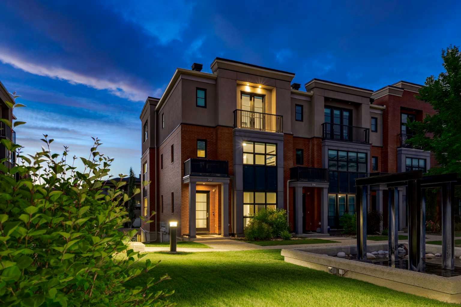202 Aspen Meadows Hill SW