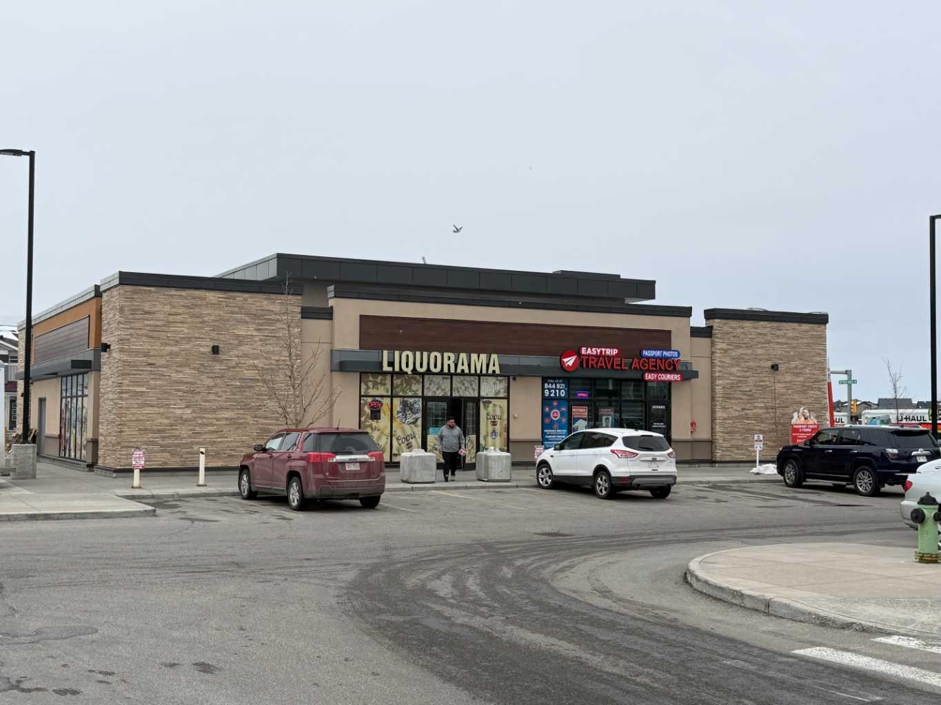 6004 Country Hills Boulevard 1700