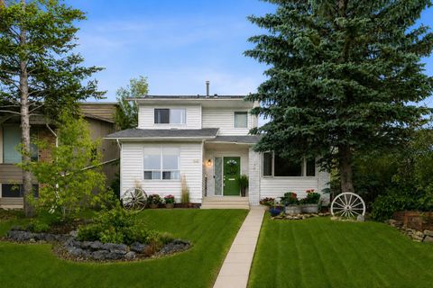 Photo of 44 Beddington Crescent NE, Calgary, AB T3K 1N5 (MLS # A2324489)