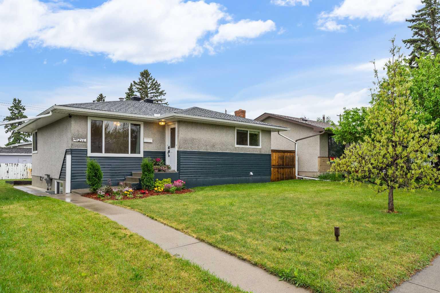 9211 Allison Drive SE