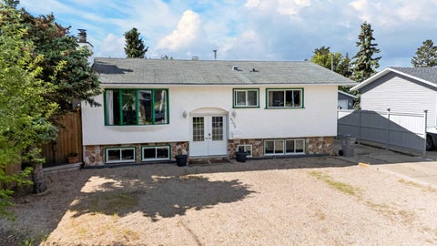 Photo of 9205 111 Avenue Ave, Grande Prairie, AB T8V 3L7 (MLS # A2325220)