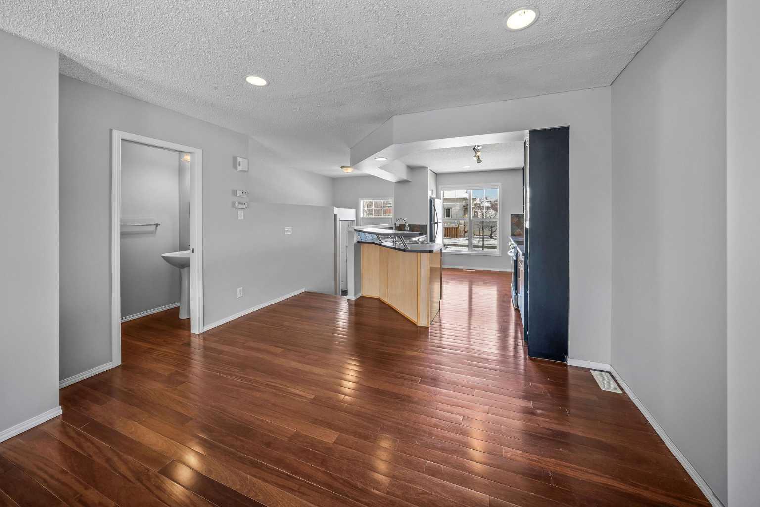 786 Tuscany Drive NW