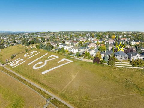 2964 Signal Hill Drive SW Calgary AB T3H 2X5