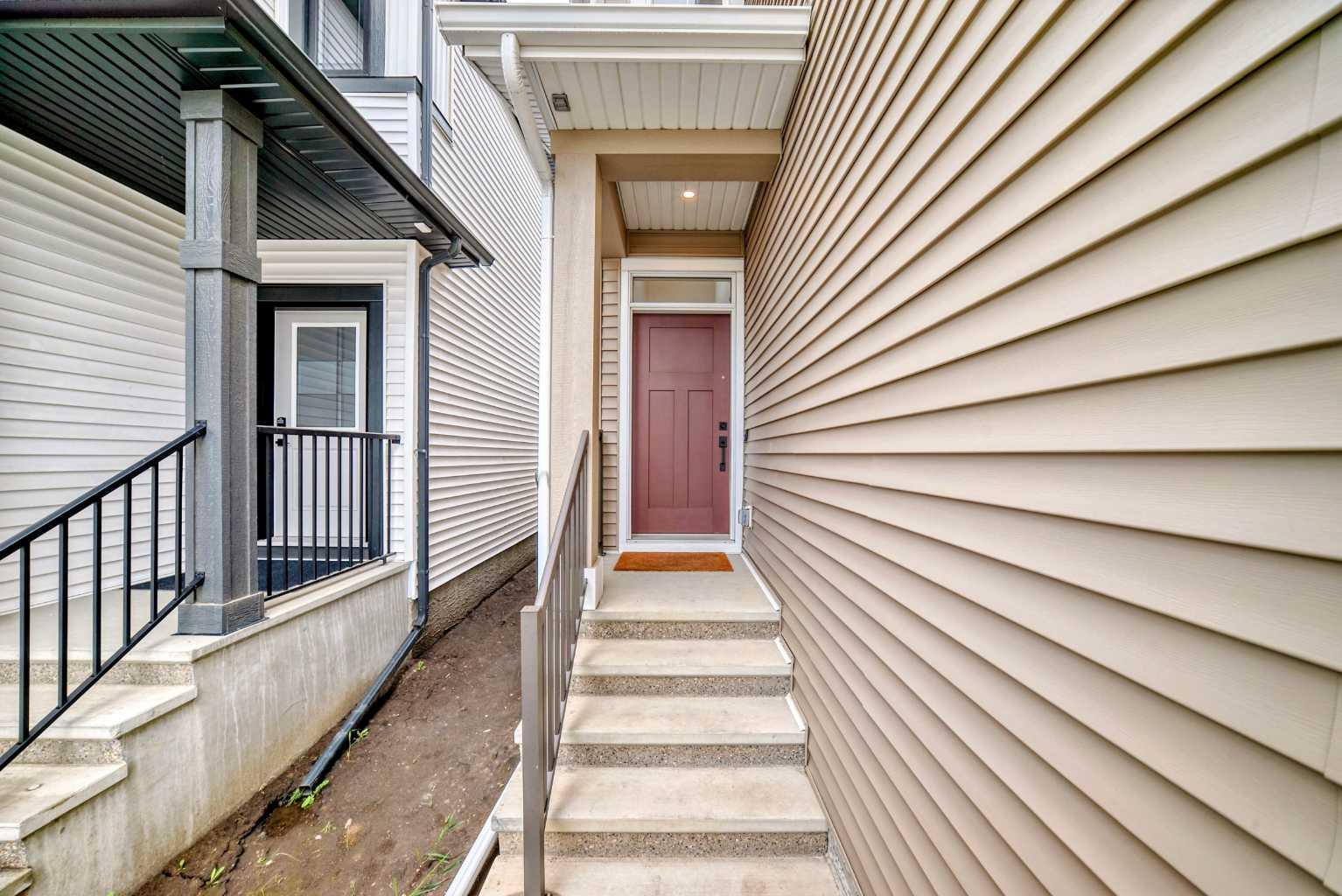 171 Hotchkiss Manor SE