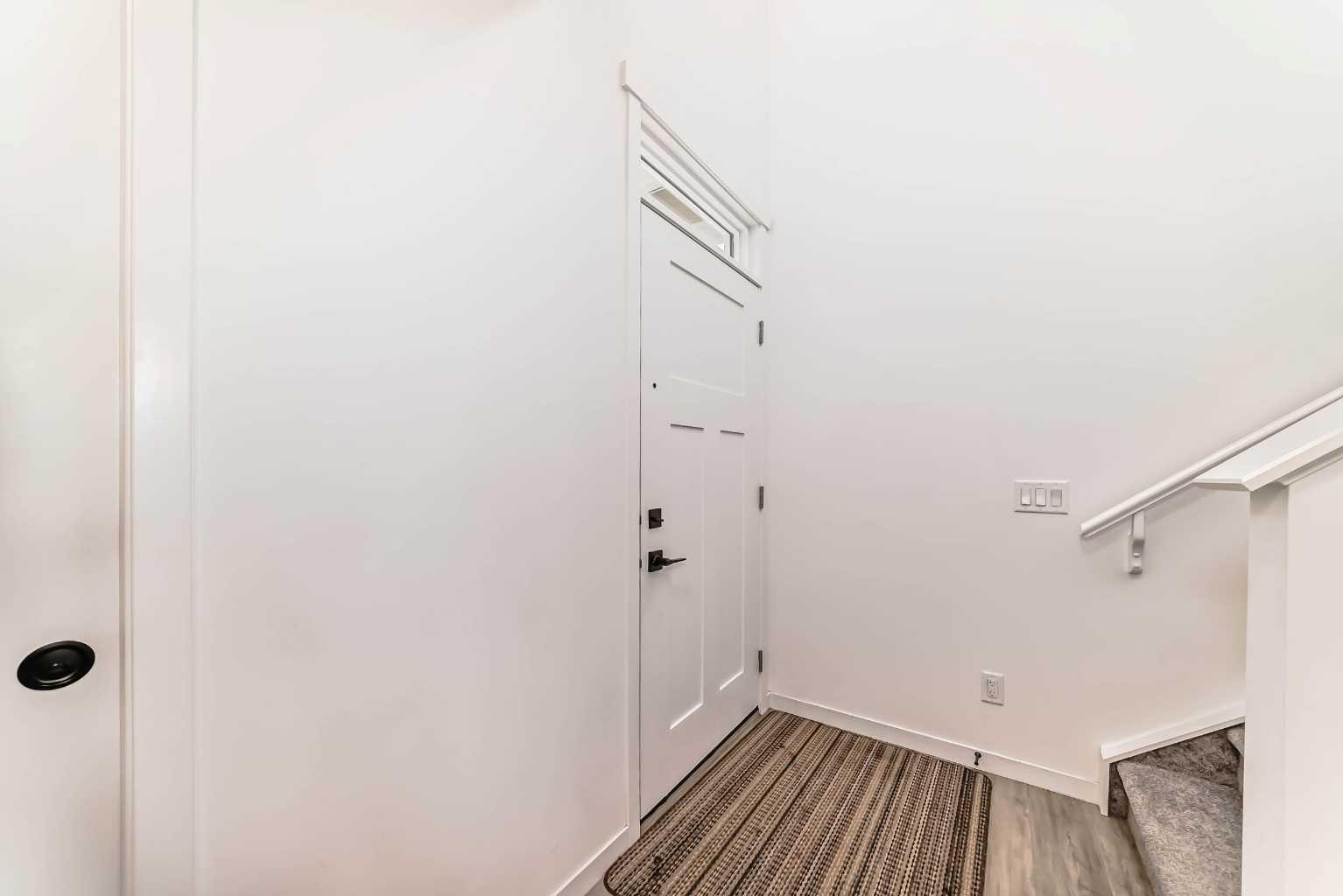 171 Hotchkiss Manor SE