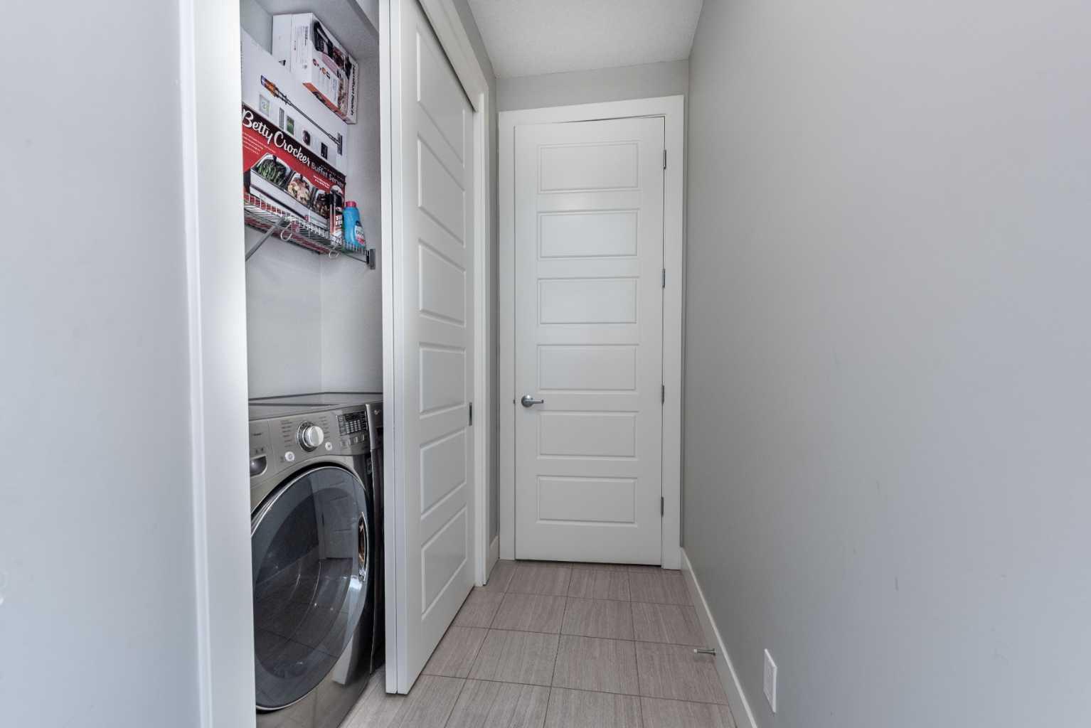 202 Cityscape Way NE